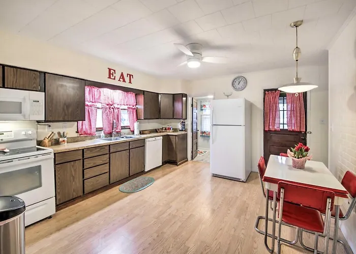 Illinois Vacation Home: Pets Welcome Hébergement de vacances Robinson