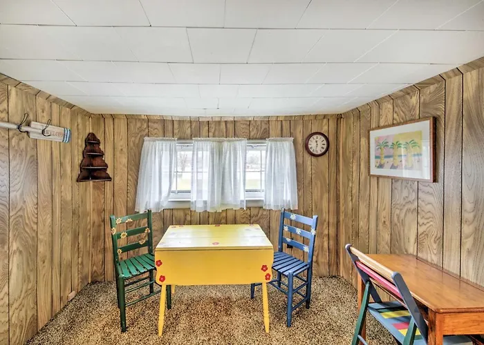 Illinois Vacation Home: Pets Welcome Hébergement de vacances *